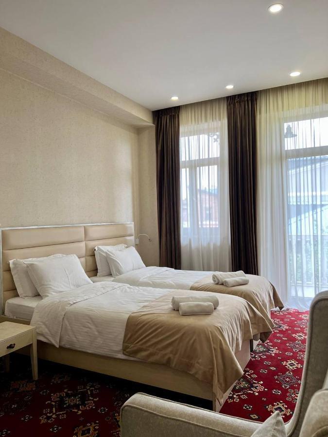 Sota Metekhi Hotel Tbilisi Buitenkant foto