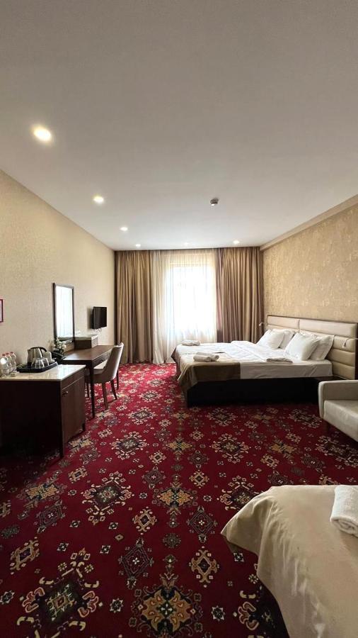 Sota Metekhi Hotel Tbilisi Buitenkant foto