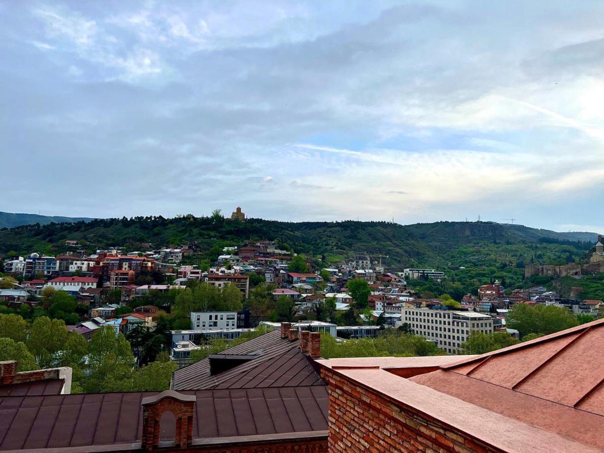 Sota Metekhi Hotel Tbilisi Buitenkant foto
