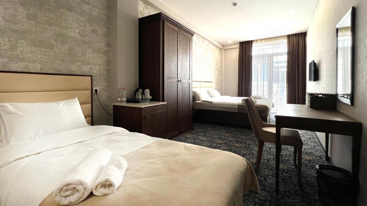 Sota Metekhi Hotel Tbilisi Buitenkant foto