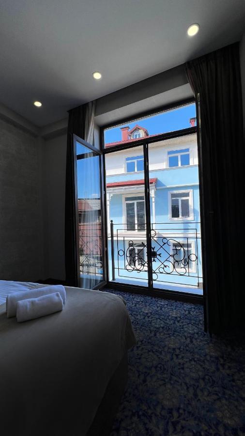 Sota Metekhi Hotel Tbilisi Buitenkant foto