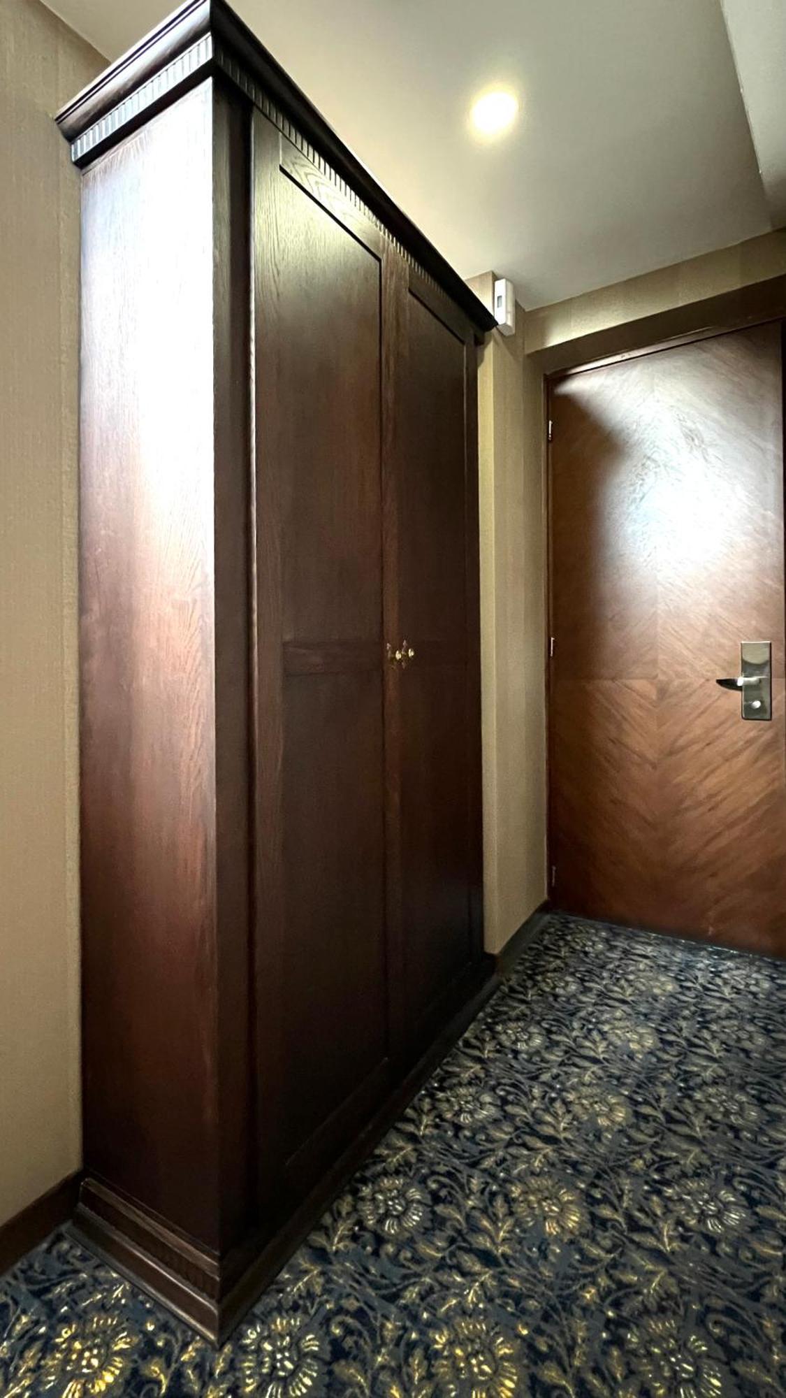 Sota Metekhi Hotel Tbilisi Buitenkant foto